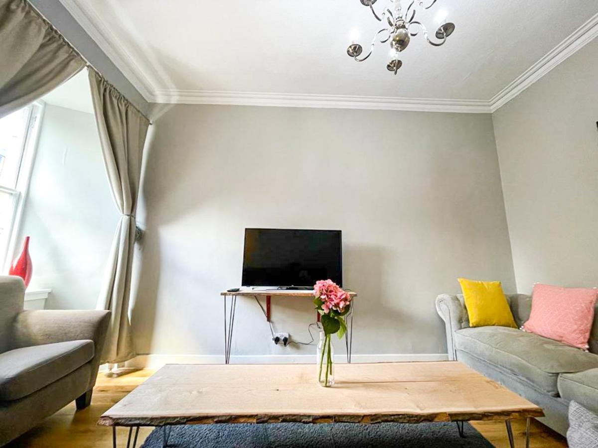 Charming 3 Bed Apartment In Old Town Edinburgh Luaran gambar