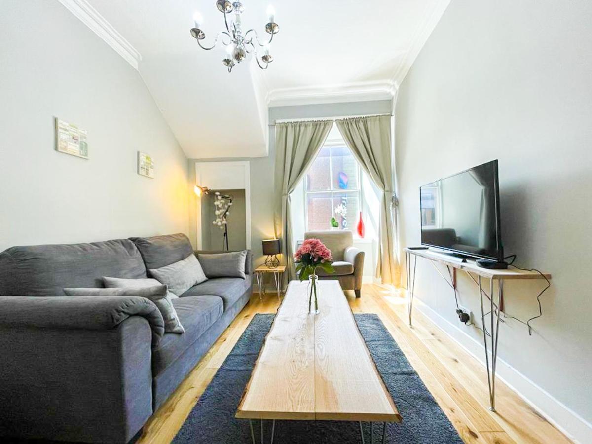 Charming 3 Bed Apartment In Old Town Edinburgh Luaran gambar